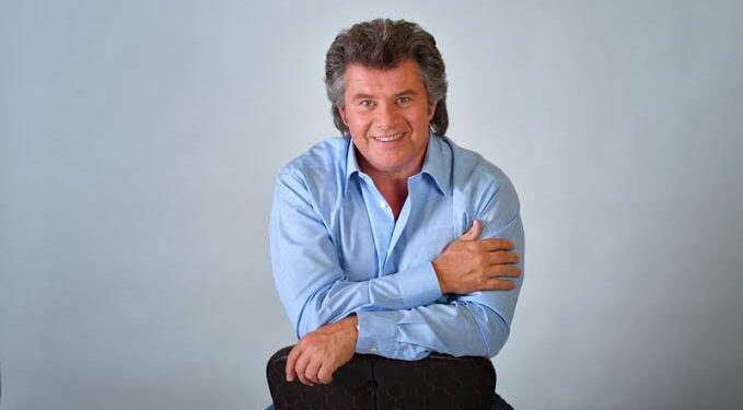 Andy Borg needs to step aside for Helene Fischer.
