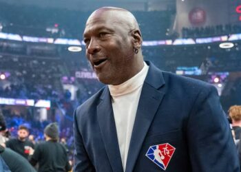NBA icons Michael Jordan and others were recognized with an award…