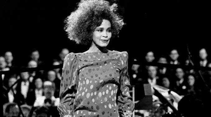 Uncovered: The Dark Family Secret of Whitney Houston in…