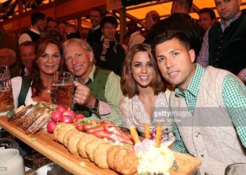 Andrea Berg has been a manager for a whole year now! By the end of 2018, the Schlagerqueen had emerged from four…