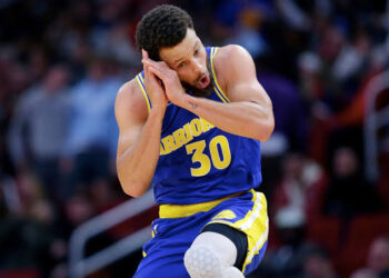 WARRIORS STAR: Stephen Curry Hits Night Night Celebration After Hitting Dagger In Exhibition Game In China