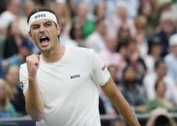 Following a backhand landed by Taylor Fritz that Alexander Zverev did not even…