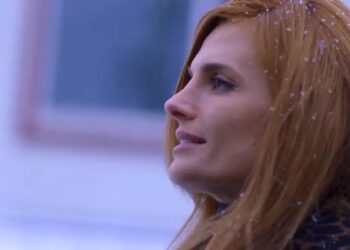 Returning to our Stana Katic fangirl phase Following the “murder in…”