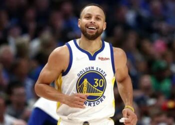 NBA Trade Idea Pairs $158M Star With Steph Curry on Golden State Warriors