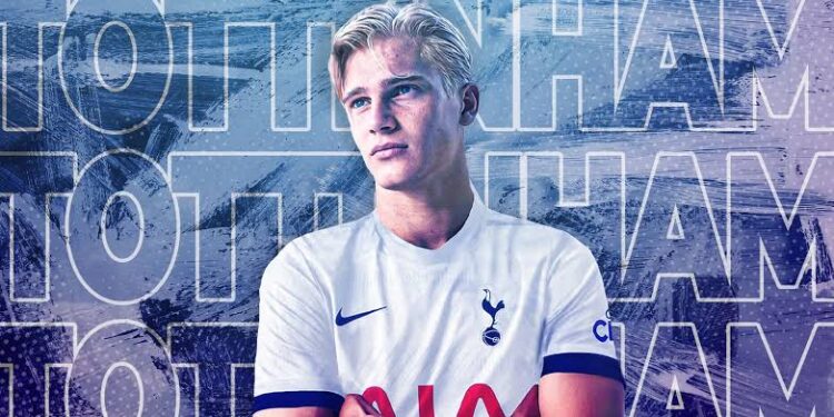 Tottenham Hotspur Football News : Incredible quality’ – Lucas Bergvall opens up on his start to life at Spurs