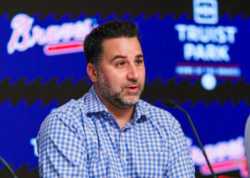 SO SUCKING:Braves fans’ concerns about payroll eased by Anthopoulos’ read for more..