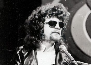 When talking about making the record, Lynne remembers the songs going through multiple hands, saying, “It was a tiny….