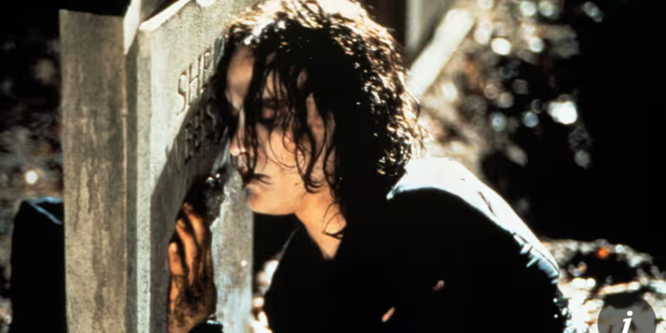 The Crow review – Brandon Lee’s heavy metal horror is a potent goth fantasy
