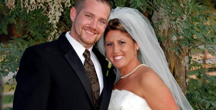 While Chad Allen and Shawn Toovey shared the screen as brothers on “Dr. Quinn, Medicine Woman,” their real-life relationship didn’t…..