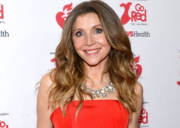 Urgent:Sarah Chalke Rushed To The Hospital In a Critical Health Condition