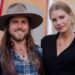 Lukas Nelson Announces Divorce from Wife Lainey Wilson Citing Personal Struggles: ‘I’ve Been Facing a Lot Lately…….👇💔