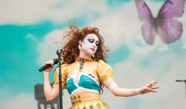 Chappell Roan: Happy Trails, Sweetie! The vocalist yells at the person…