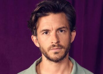 Tragic News:Jonathan Bailey Rushed to Hospital After Medical Emergency Today due to….👇💔