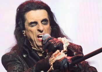 Vampyre Cosmetics has decided to cut ties with shock rock legend Alice Cooper after his comments blasting….