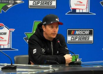 Shocking News:Kimi Raikkonen Announces Retirement Today Citing Personal Struggles…..