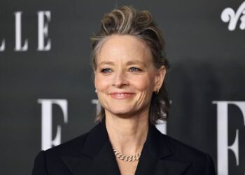 Tragic News:Report Reaching Us This Morning,Jodie Foster Involved In a Plane Crash On Her Way to…..