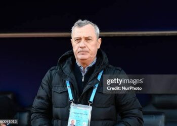 Urgent: Mircea Rednic, antrenorul UTA a fost suspendat pentru 1 an din cauza…