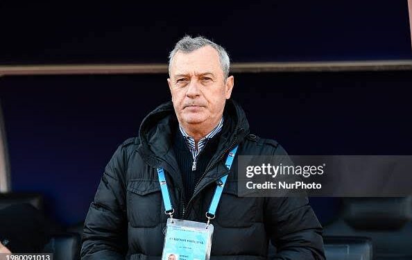 Urgent: Mircea Rednic, antrenorul UTA a fost suspendat pentru 1 an din cauza…
