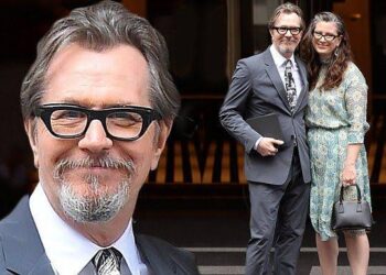 Urgent:Garry Oldman Announces Divorce with wife Gisele Schmidt,citing personal Struggles…..