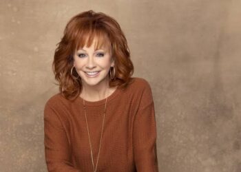 Urgent:Reba McEntire Rushed to the hospital in a critical condition