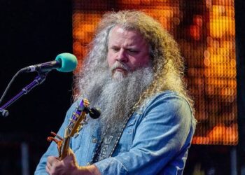 Urgent:Jamey Johnson Rushed to the hospital in a critical condition