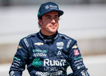 TRISTE NOTICIA:Fernando Alonso trasladado de urgencia al hospital en estado crítico