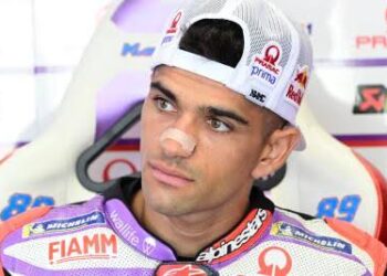 Recién llegado:Jorge Martín trasladado de urgencia al hospital en estado crítico