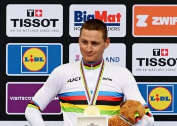 Dringend: Mathieu Vander Poel wijst dealaanbod van $ 2,3 miljoen af ​​vanwege…