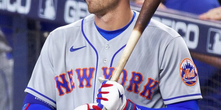 Elite Center Fielder Brandon Nimmo gives  the New York Mets a much-needed recruiting victory by switching his commitment from New York Mets  to Cincinnati Red….