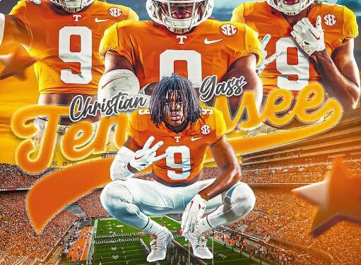 BREAKING: 2025 3-star OLB Christian Flips Commitment to Tennessee Football….