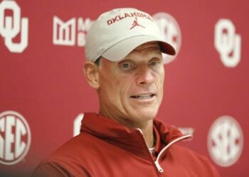 Urgent:Oklahoma headcoach Brent Venables has been placed on 2years Suspension due to….