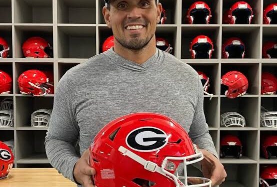 Georgia’s David Pollack defied skeptics to become a Hall of Fame defensive…..