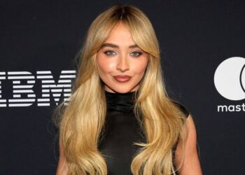 Urgent:Sabrina Carpenter Rushed to the hospital in a critical condition