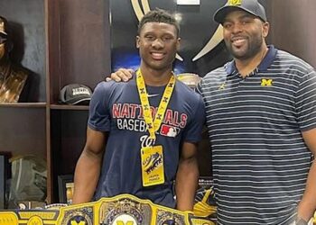 Breaking:2025 three-star RB Jasper Parker commits to Michigan for a big win!!