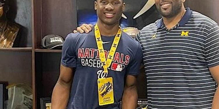 Breaking:2025 three-star RB Jasper Parker commits to Michigan for a big win!!