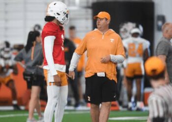 Shock:Former Alabama QB gives the Tennessee Vols its first big dose of….