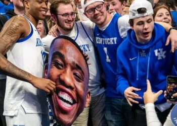 “Kentucky’s Shocking Loss Exposes Major Flaws—Is Mark Pope Hiding the Truth?”