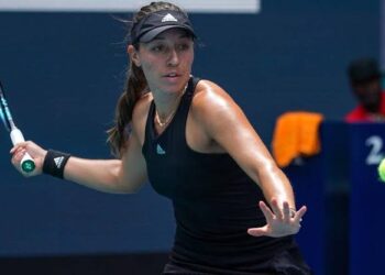 Shock in Doha: Alexandrova Stuns Pegula; Anisimova Survives Kostyuk Thriller…
