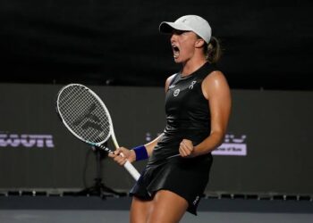 Iga Świątek Dominates the Elite: Leads WTA in Wins Over Top 10 Players Since Her Rise…