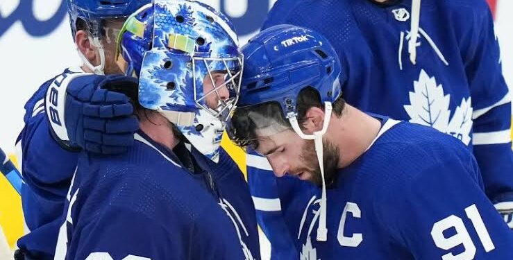 Fans threatening to mount pressure on TORONTO MAPLE LEAFS Team!.. 