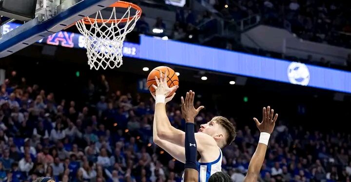 Auburn Tigers Triumph Over Kentucky Wildcats Amid Broadcast Controversy