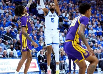 Kentucky Set to Take Bold Managerial Decision as Replacements Already Lined Up