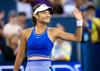 “Raducanu’s Explosive Meltdown: Why Fans Are Turning Their Backs on Her!”