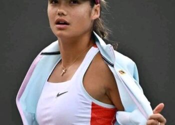“Emma Raducanu’s Shocking Decision: Why Fans Are Furious”