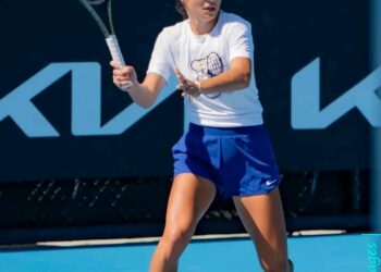 Emma Raducanu abruptly splits from coach after just 14 days in job and hours befor…