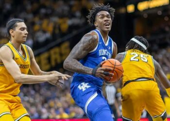 COACH POPE and his staff made BRILLIANT adjustments during Saturday’s WIN over Missouri. And, most importantly, had the WISDOM to recruit terrific players who could execute it. These 12….