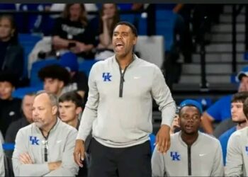 Jason Hart Turns Down NBA to Stay with Kentucky Wildcats: A Major Win for Mark Pope……👇👇👇