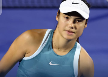 Tennis Star Emma Raducanu Breaks Down in Tears Mid-Match Over Man’s “Fixated Behavior”