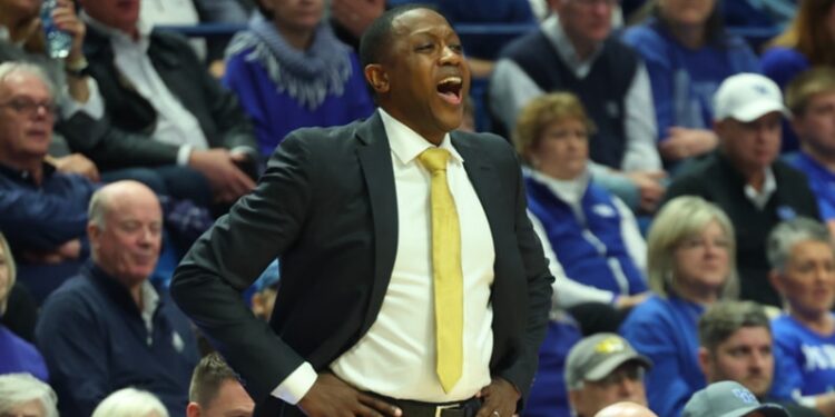 “Revolutionary Breakthrough:Mark Pope calls Missouri’s turnaround ‘one of the great stories in college….