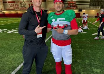 Done Deal:2025 TE Bear Tenney commits to Nebraska: ‘I loved it at first sight’